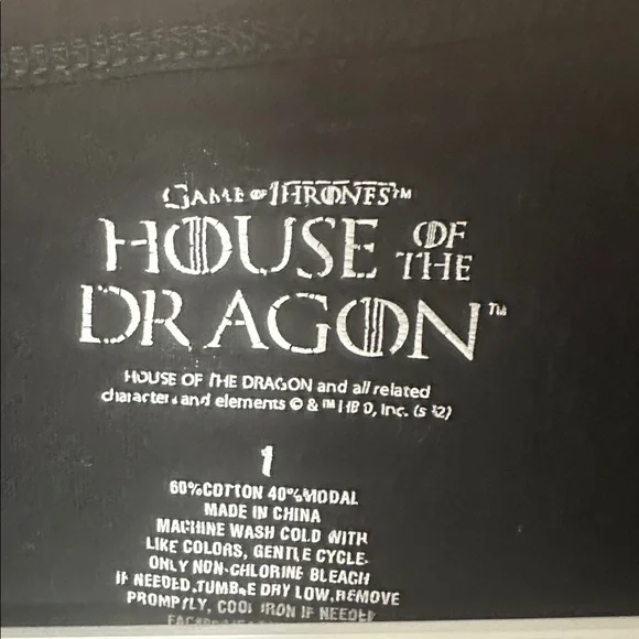 Torrid 'House of the Dragon' Dragon Eye Graphic Tee - Picture 3 of 3